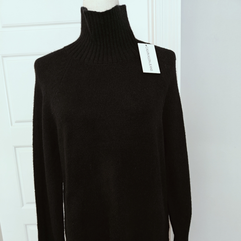 Kelvin Klein Black sweater